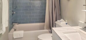 獨棟房屋, 多張床 (Great Escape Ski Lodge) | 浴室 | 免費盥洗用品