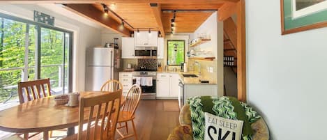 House, Multiple Beds (Great Escape Ski Lodge) | Private kitchen | Oven, toaster