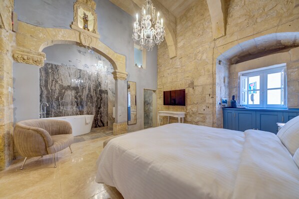 House, 3 Bedrooms, Smoking | Living room - Ta' Karmenu - A Medieval Maltese Gem 800-year-old House Near Mdina, Rabat (Rabat)