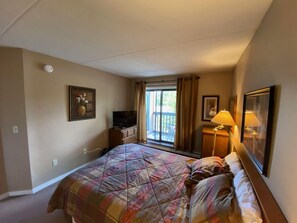 Condo, 1 Queen Bed with Sofa bed (Pico Village Resort D209) | 1 bedroom - Pico Village Resort D209 (Killington)