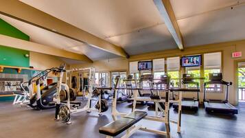Condo, varias camas (Pico Village Resort G301) | Sala de fitness