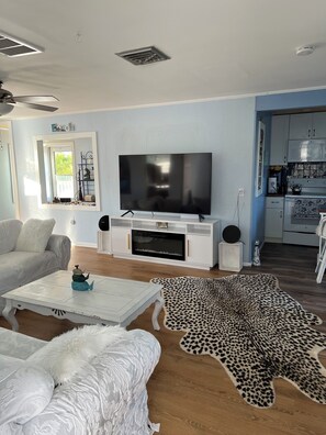 Smart-tv en een open haard