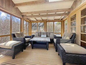 House, 2 Queen Beds (Seacoast Sanctuary) | Interior