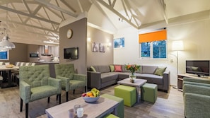 Bungalow (16C-Bungalow) | Wohnzimmer | Fernseher