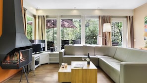 Bungalow (2L-Bungalow) | Vardagsrum | Tv