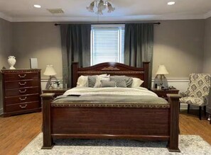 5 bedrooms, WiFi, bed sheets - River Front Home on Savannah River with pool- minutes from Augusta National (Clarks Hill)