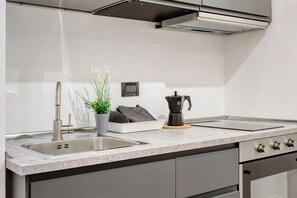 Standard-Apartment | Eigene Küche | Espressomaschine, Wasserkocher mit Kaffee-/Teezubehör, Wasserkocher