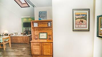 Condo, 1 cama King size (Gateway Condo A25) | Interior