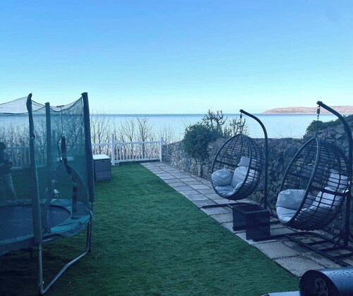 Stunning Sea View Blue Haven in Penmaenmawr