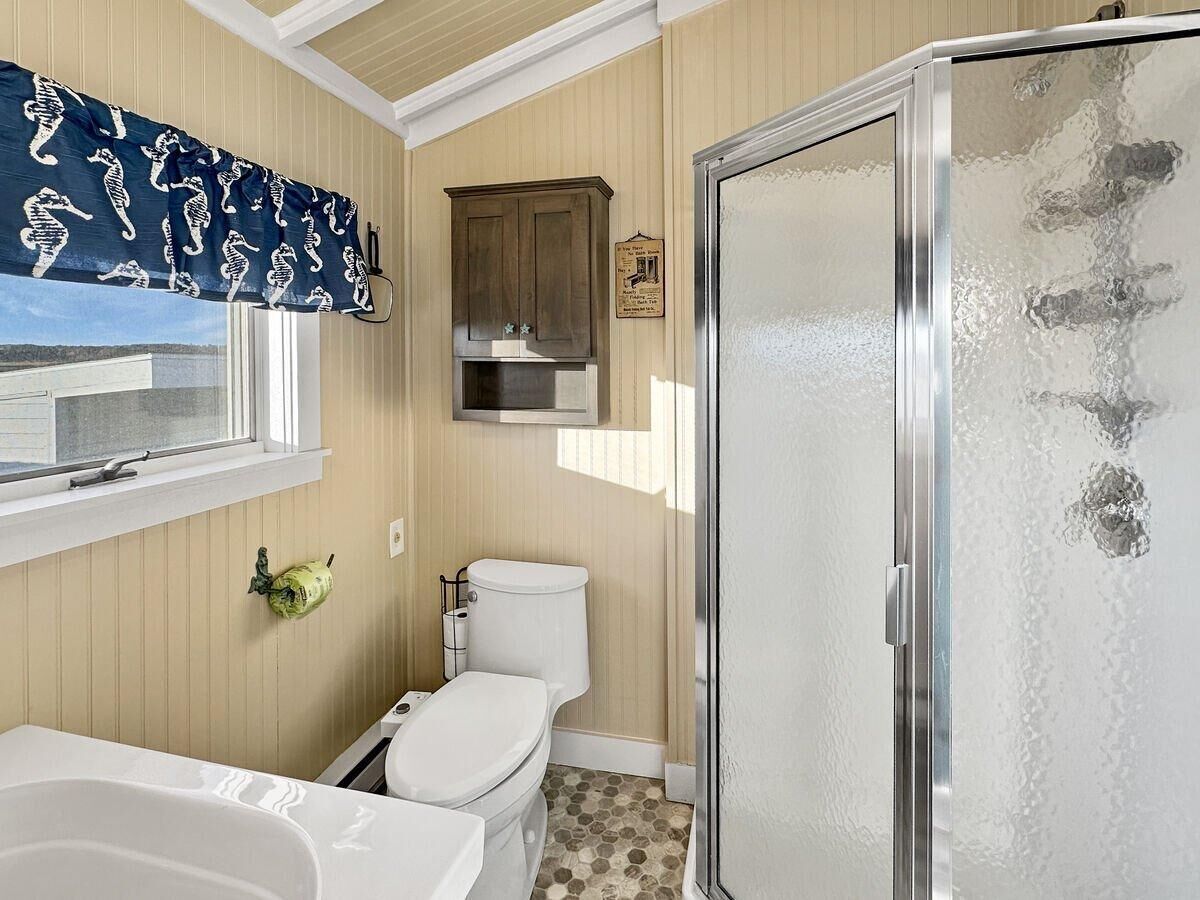House, Multiple Beds (Sea Esta) | Bathroom