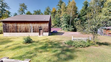 Casa, varias camas (Whispering Pines) | Exterior