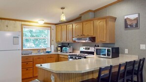 Private kitchen - Whispering Pines (Brandon)