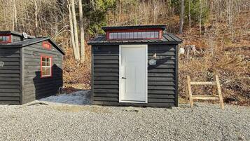 House, Multiple Beds (Zen Box Farm) | Exterior