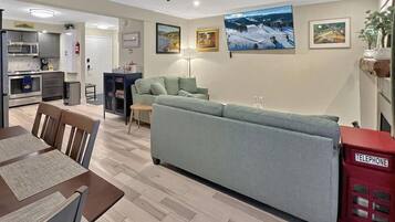 Condo, Multiple Beds (Gateway Condo A10) | Living area
