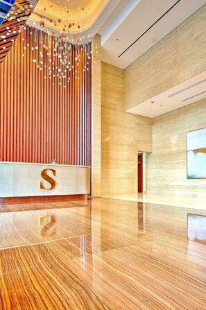 Lobby - The Sterling Paradise (Dubai)