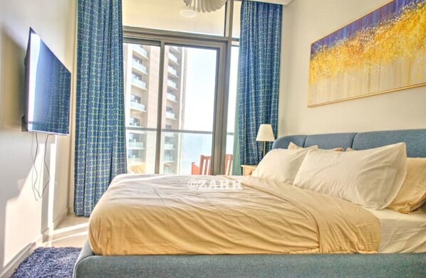 2 bedrooms, iron/ironing board, WiFi - Central Dubai Chic two Bedroom (Dubai)