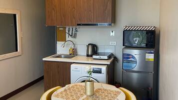 Zimmer, 1 Schlafzimmer, Raucher, Balkon | Eigene Küche