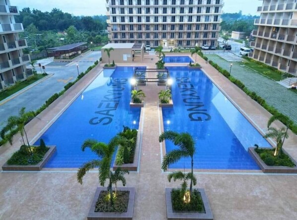 Room, 1 Bedroom, Smoking, Balcony | Pool