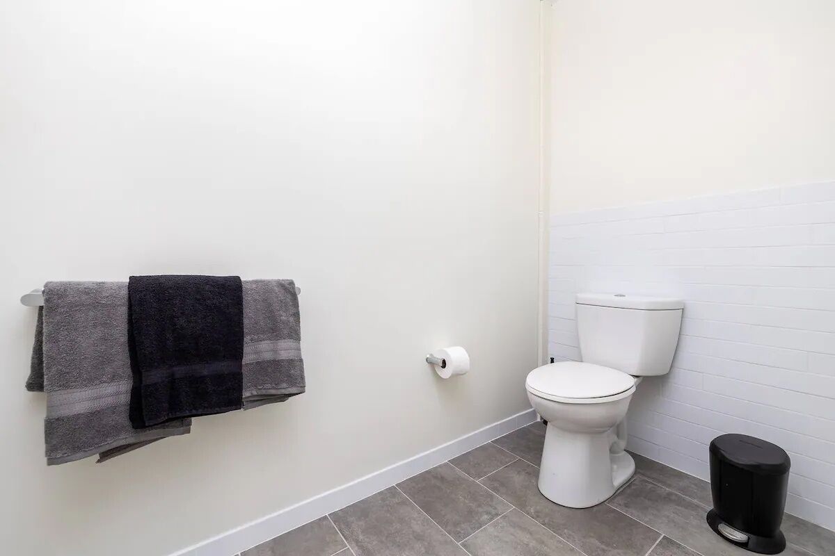 Shower, towels, soap, shampoo