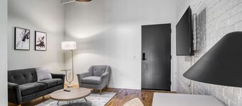 Fully Furnished Private Loft Style Charm Trumbull Elevator
