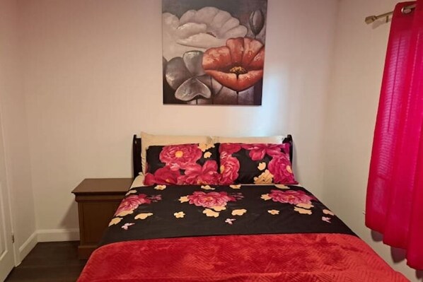 3 chambres, bureau, fer et planche à repasser, Wi-Fi