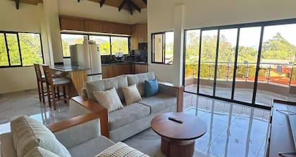 ático hermoso en el cuarto piso