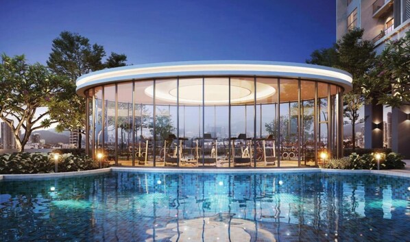 3 piscines couvertes