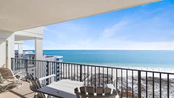 Condo, Multiple Beds (Phoenix VIII 1503) | Property grounds