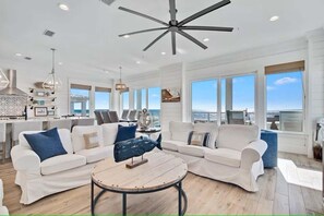 House, Multiple Beds (Lil' Tip Sea) | Interior