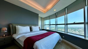 3 chambres, fer et planche à repasser, Wi-Fi gratuit, draps fournis