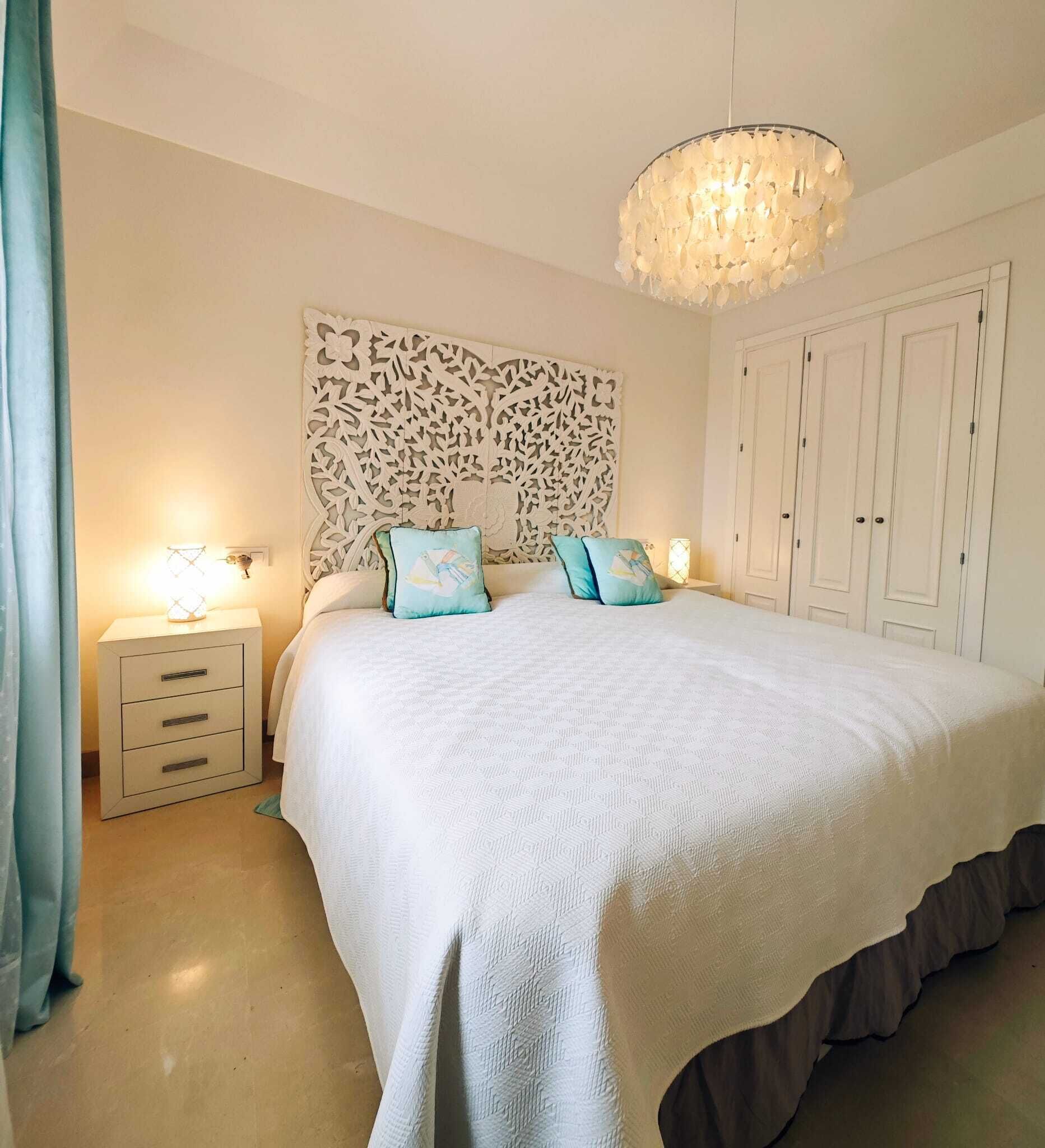 3 dormitorios, tabla de planchar con plancha, wifi y ropa de cama