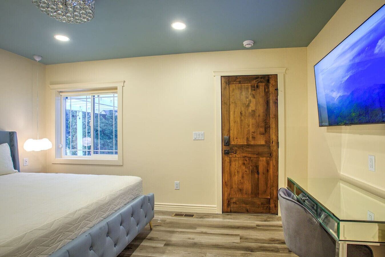 1 chambre, bureau, accès au Wi-Fi (inclus), literie fournie