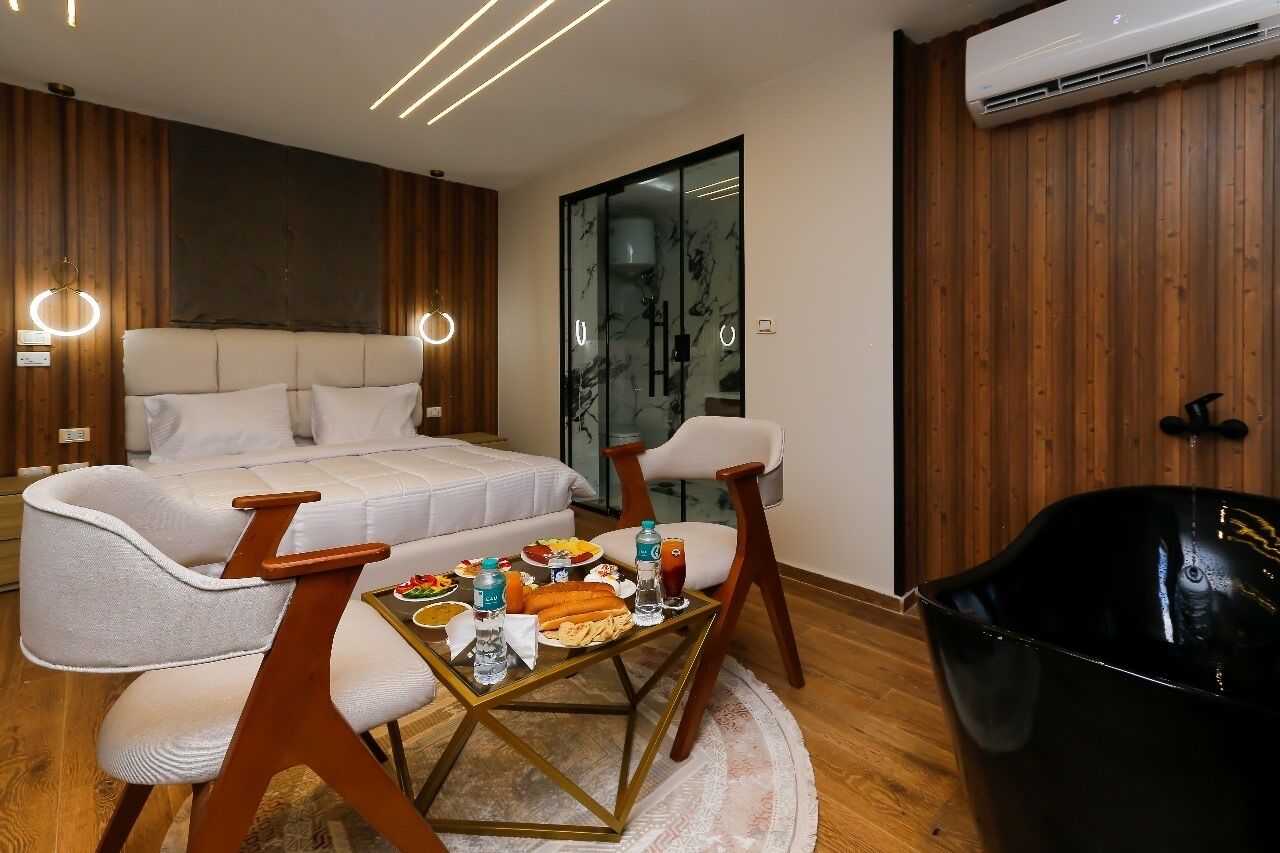 Photo - Pyramids Moon boat hotel