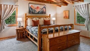 4 bedrooms, desk, iron/ironing board, travel crib