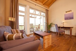 TV - Bio- und Gesundheitshotel Gutshaus Parin (Damshagen)