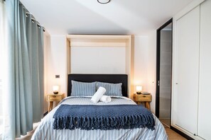 Basic-Apartment | Verdunkelungsvorhänge, Bügeleisen/Bügelbrett, kostenloses WLAN