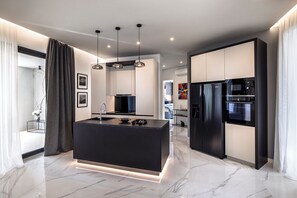 Fridge, microwave, oven, stovetop