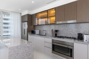 Apartment | 3 bedrooms - Waterfront Living w Unparalleled Sea Palm Vws (Dubai)