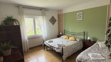 2 camere, ferro/asse da stiro, Wi-Fi, lenzuola