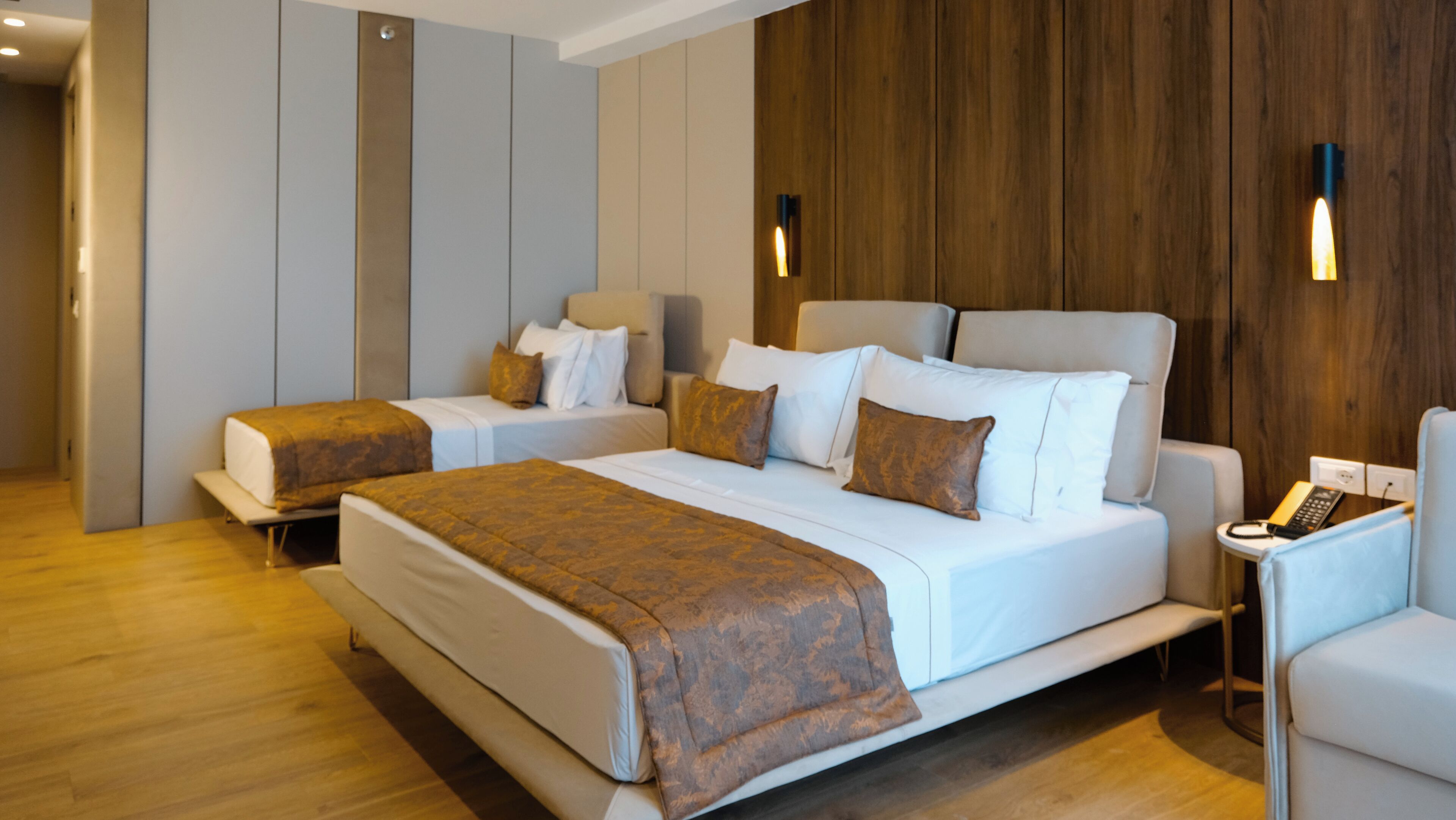 ห้องทริปเปิล, ระเบียง | Wi-Fi ฟรี