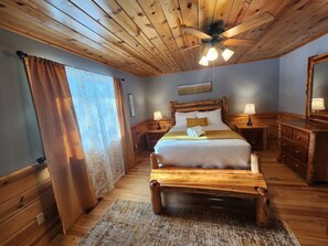 3 bedrooms, iron/ironing board, Internet, bed sheets