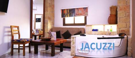 Luxury Apartment, 1 Double Bed with Sofa bed, Jetted Tub, Sea View | Individually decorated, individually furnished, desk, soundproofing