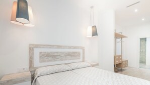 3 Schlafzimmer, Bügeleisen/Bügelbrett, WLAN, Bettwäsche