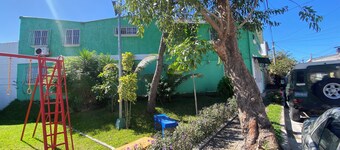 Spacious house in San Salvador with wifi/A/C spacious in gated community