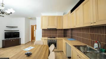 Oven, stovetop, electric kettle