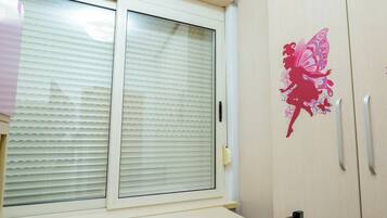 2 bedrooms, free WiFi, bed sheets