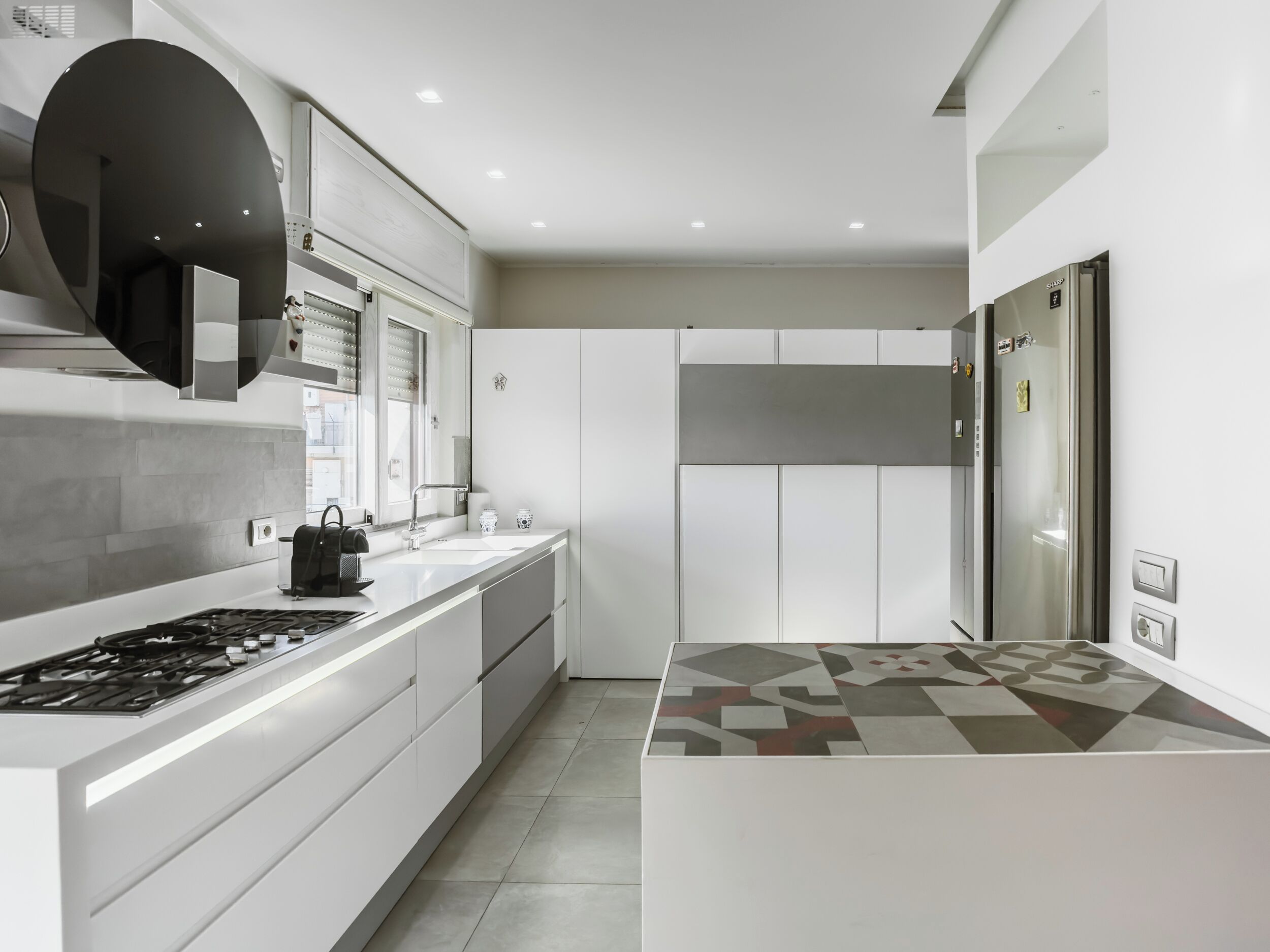 Refrigerador y microondas 