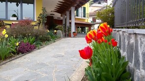 Exterior - BB Villa Orchidea (Levo)