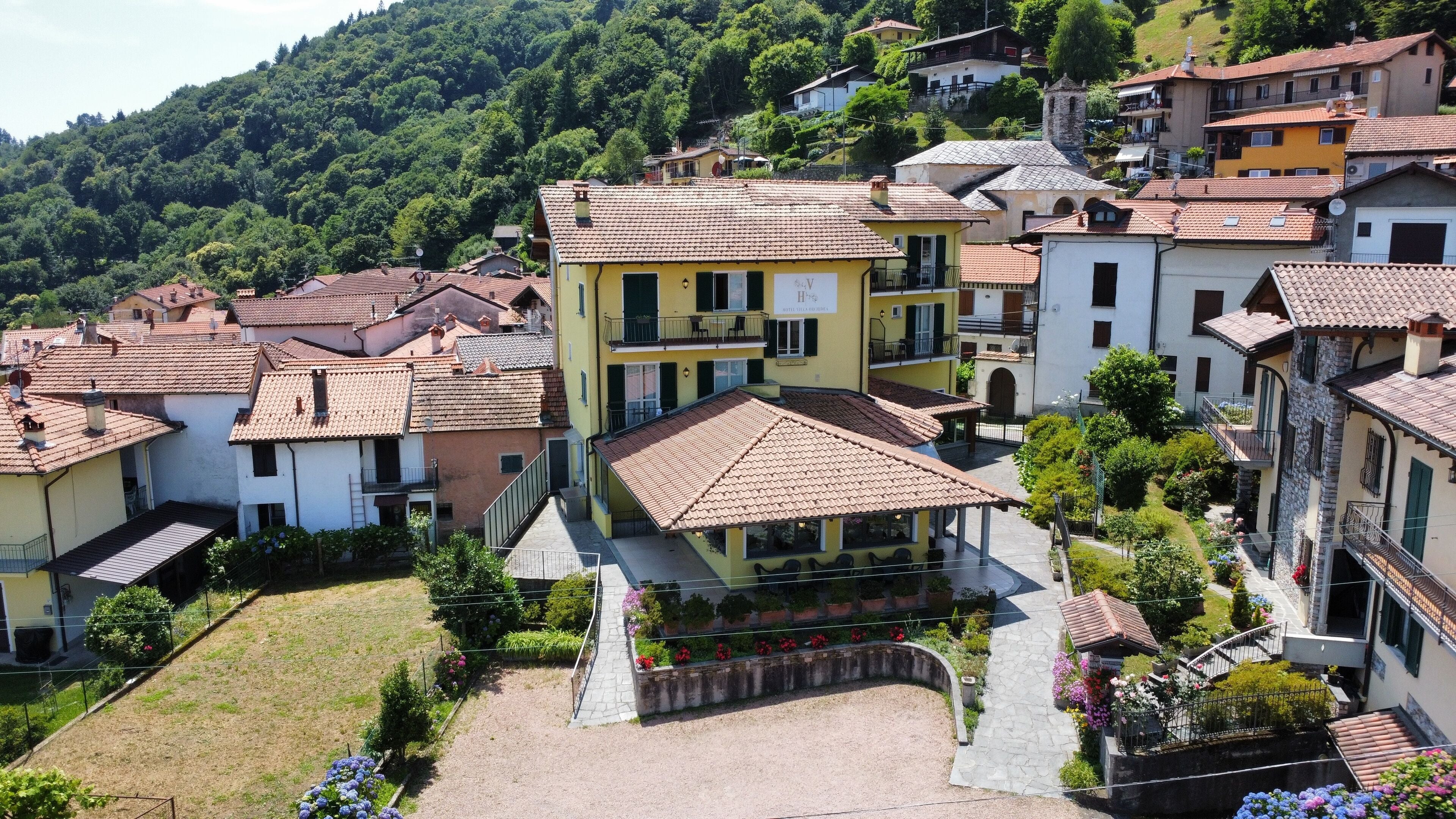 واجهة المنشأة