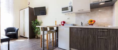 Studio (Studio Apartment) | Cuisine privée